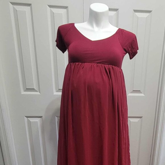 Maternity Burgundy Off Shoulder Chiffon Photoshoot Gown Small - Picture 1 of 9